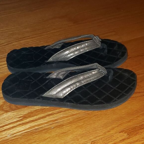 Reef flip flops  - Picture 1 of 5